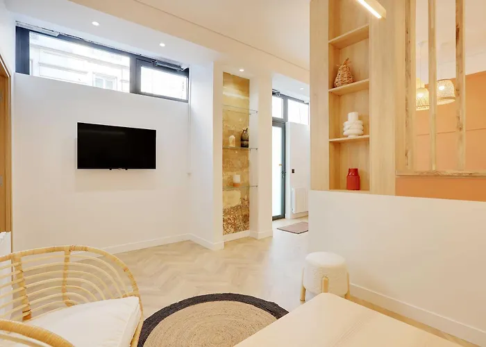 Superbe - 2br-6p - Bastille דירה